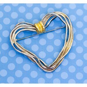 Vintage Minimalist Golden Heart Brooch - M25